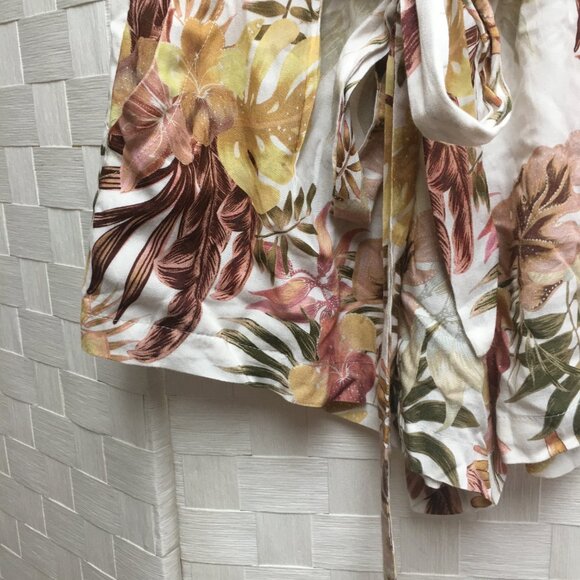 NWT rip curl white floral high waist shorts size medium - Picture 6 of 12